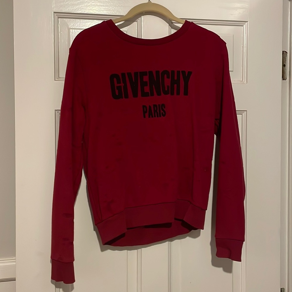 Givenchy sweater size M